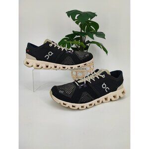 On Cloud 5 Women's Black Athletic Running Sneakers Size 10.5 US